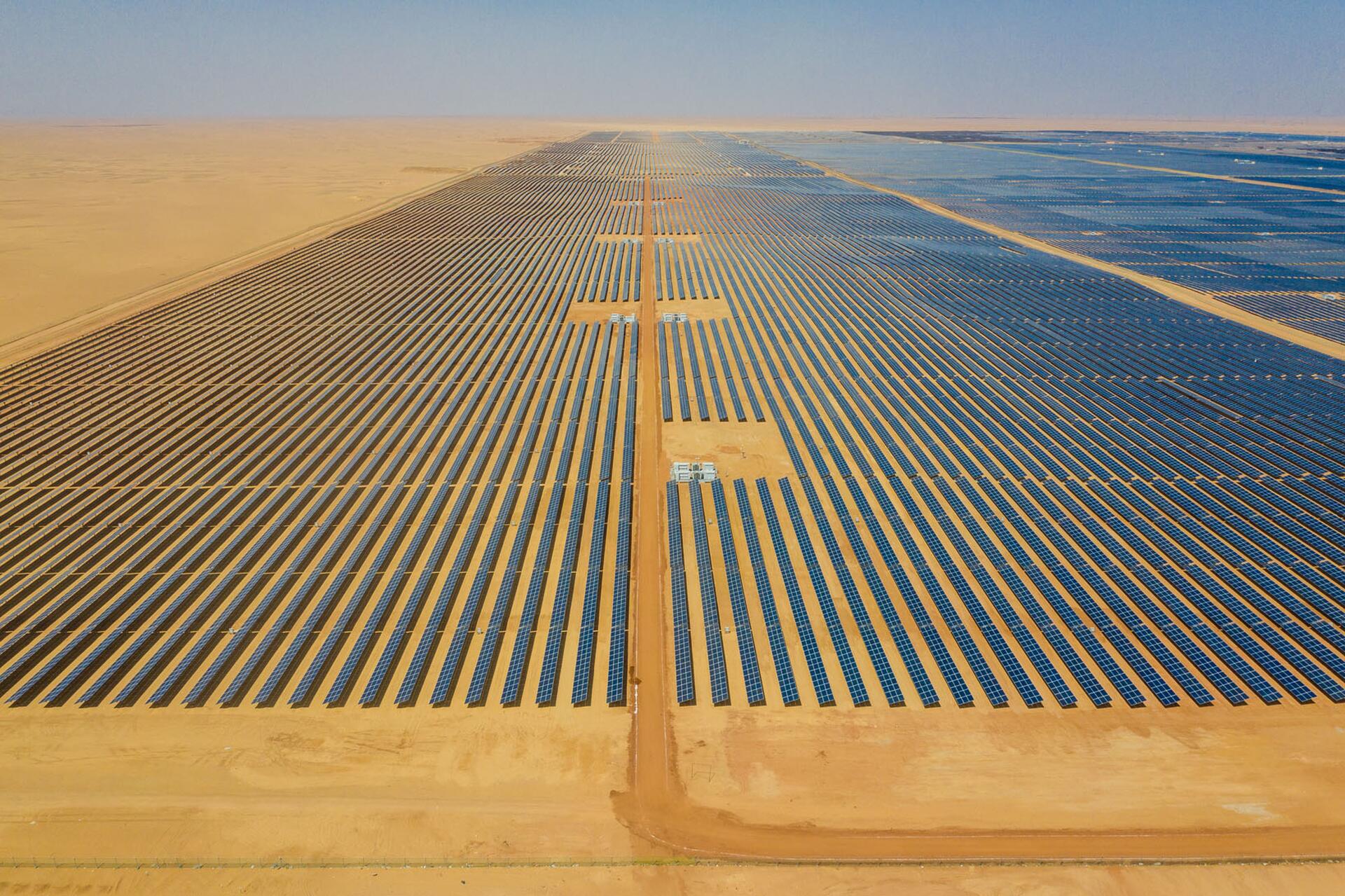 Al Dhafra Solar Plant Monitoring