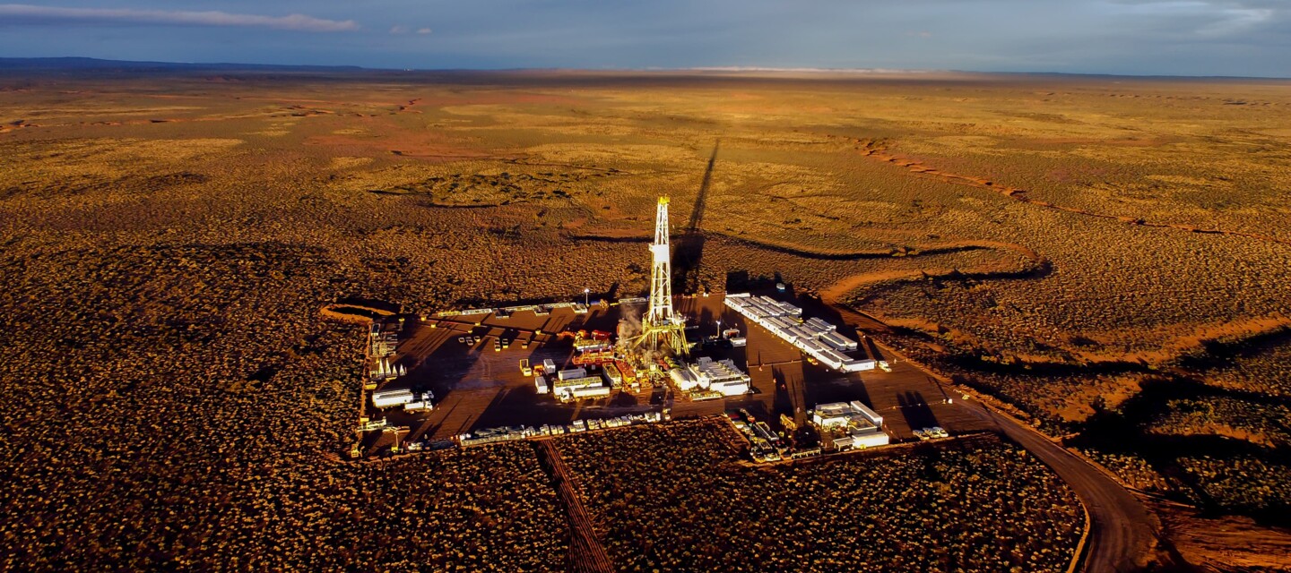 Oil and gas drilling rig monitored by AP Sensing fiber optic sensing technology for safety and security Oil and gas drilling rig monitored by AP Sensing fiber optic sensing technology for safety and security