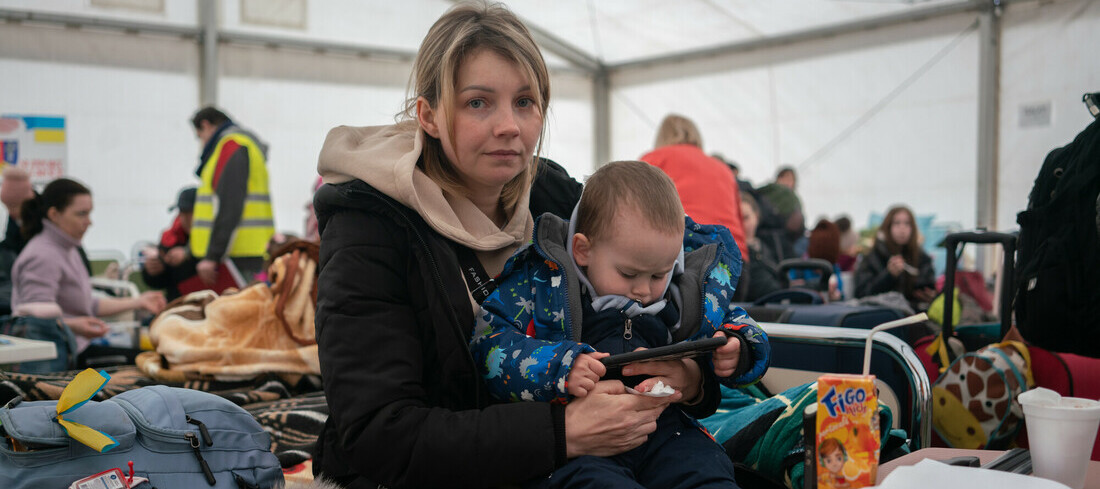 Protecting people and critical assets. AP Sensing's solutions ensure safety and security for vital infrastructure Protecting people and critical assets. AP Sensing's solutions ensure safety and security for vital infrastructure