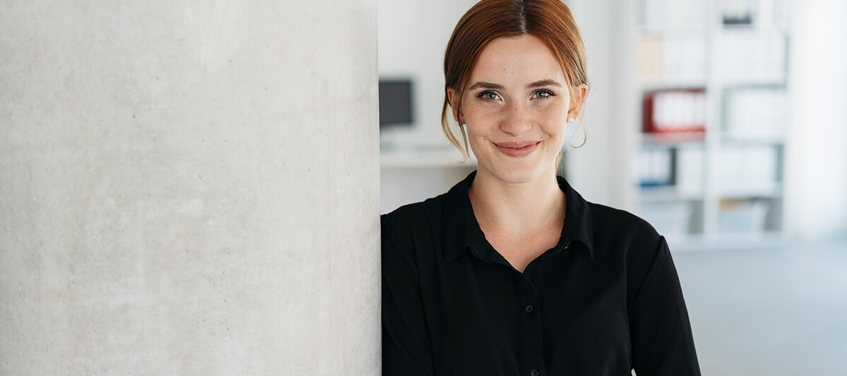 Smiling professional, a face of AP Sensing's innovative fiber optic sensing solutions and dedicated team Smiling professional, a face of AP Sensing's innovative fiber optic sensing solutions and dedicated team