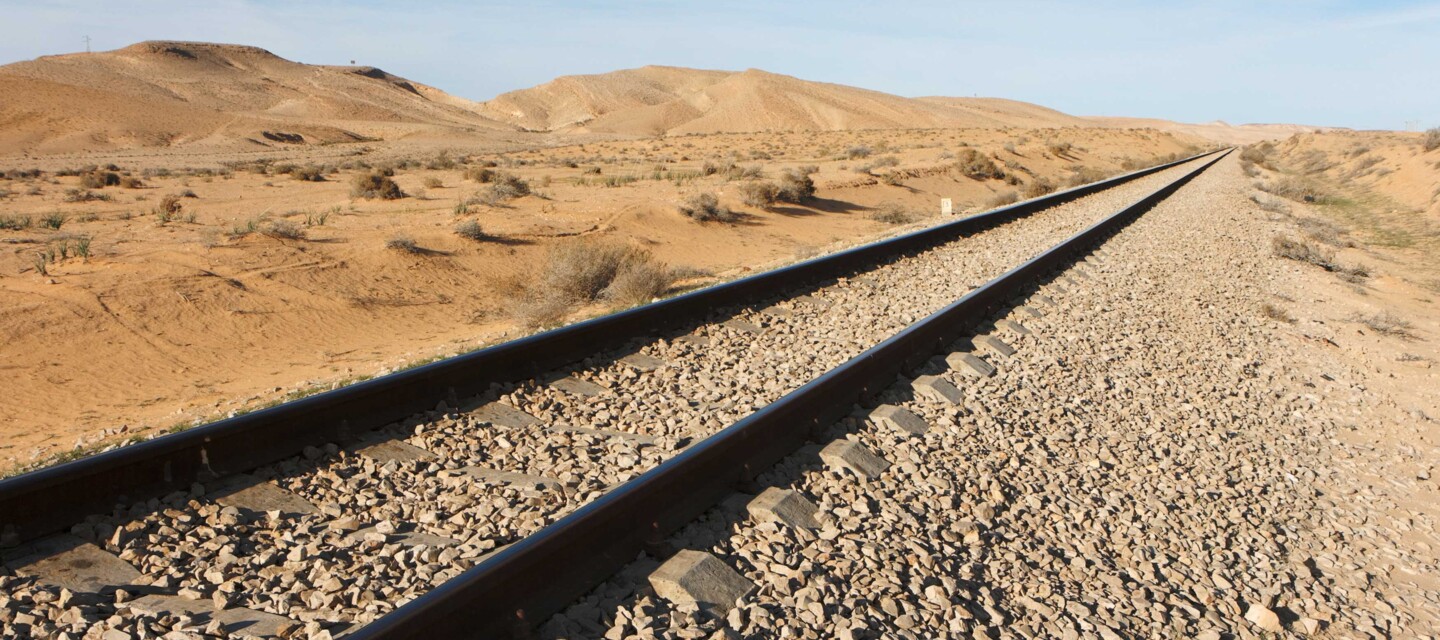 Sinkholes_AdobeStock_20113978_lowres