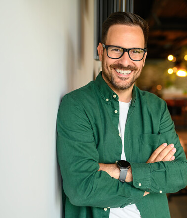 Professional smiling, confident with AP Sensing's fiber optic sensing solutions for critical asset monitoring Professional smiling, confident with AP Sensing's fiber optic sensing solutions for critical asset monitoring