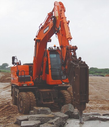 Excavator in construction area, relevant to monitoring critical infrastructure projects with AP Sensing fiber optic sensing Excavator in construction area, relevant to monitoring critical infrastructure projects with AP Sensing fiber optic sensing