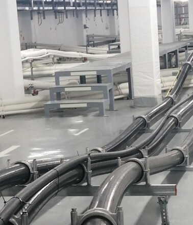 AP Sensing fiber optic DTS monitoring heavy power cables on racks in an industrial environment AP Sensing fiber optic DTS monitoring heavy power cables on racks in an industrial environment