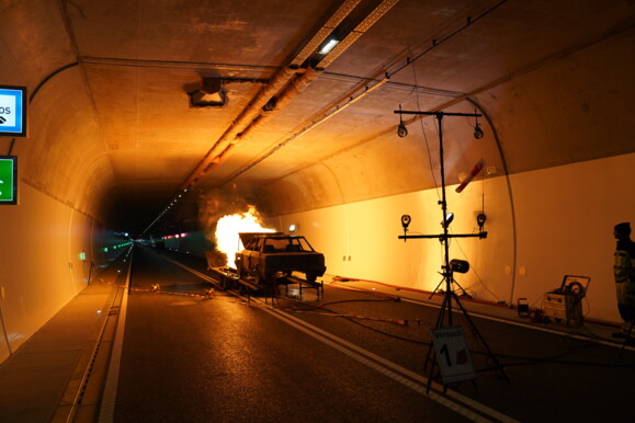 AP Sensing fiber optic linear heat and fire detection system monitoring a car fire test in a tunnel