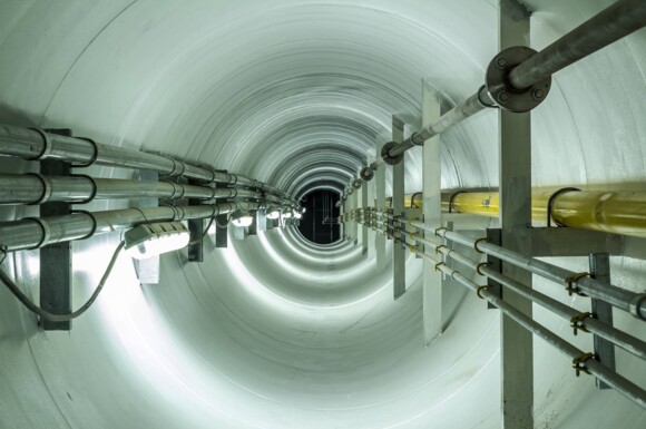 Underground_cables_shutterstock_137000492_lowres Underground_cables_shutterstock_137000492_lowres