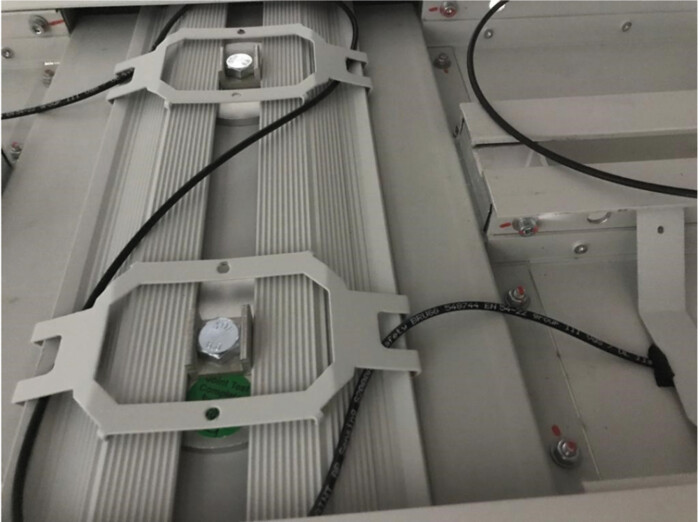 Figure 2: Sensor Cable on E&I 3200A bus duct joint Detail of AP Sensing fiber optic sensing cable installation with mounting hardware and test point