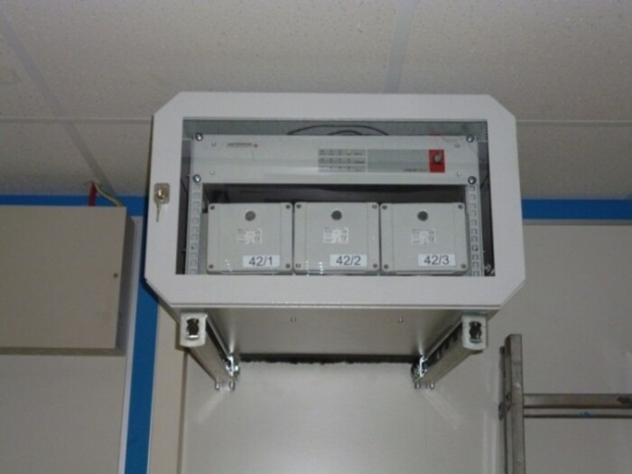 Rack with AP Sensing components for distributed fiber optic sensing infrastructure monitoring Rack with AP Sensing components for distributed fiber optic sensing infrastructure monitoring